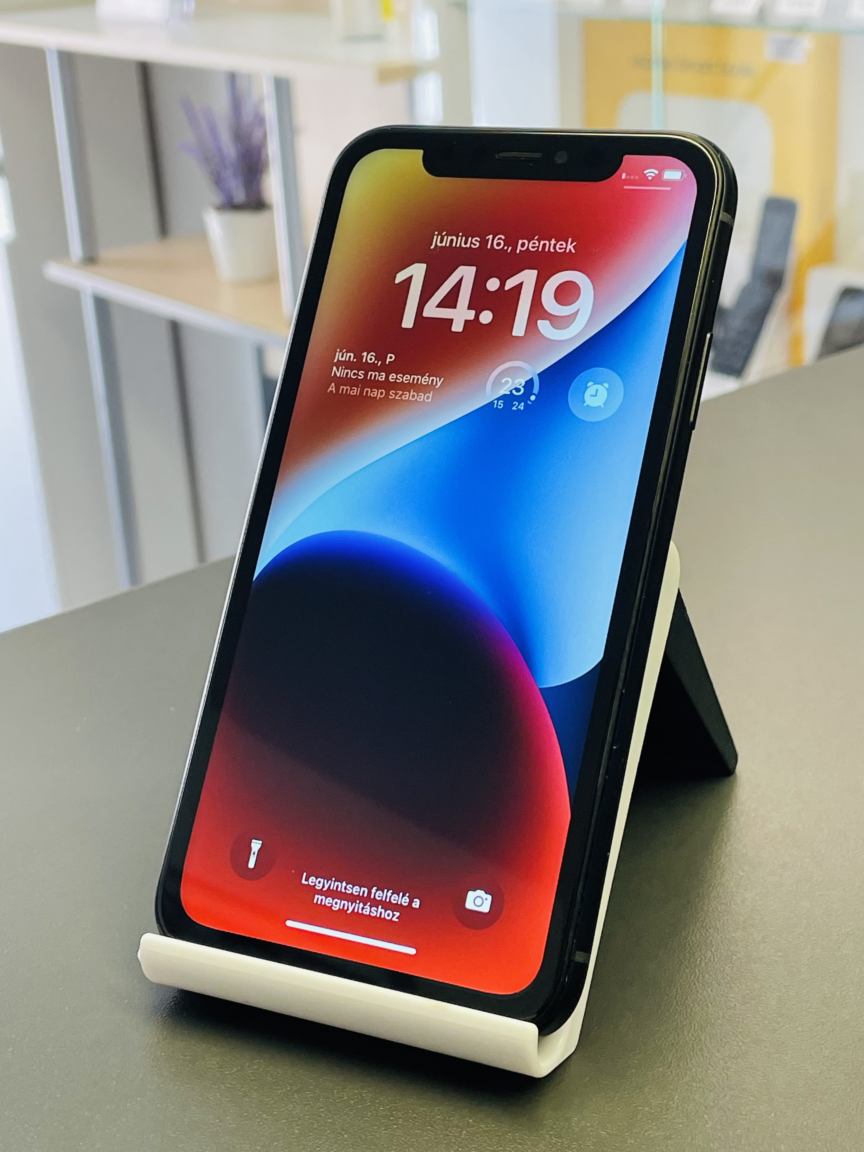 Apple iPhone XR 128GB Független